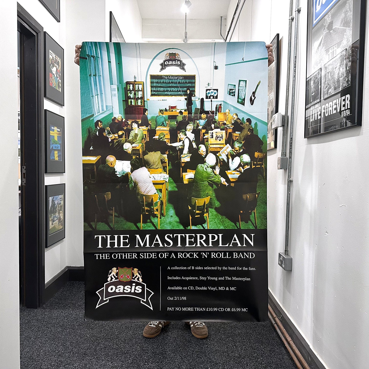 Oasis - The Masterplan ORIGINAL Fly Poster - New Item