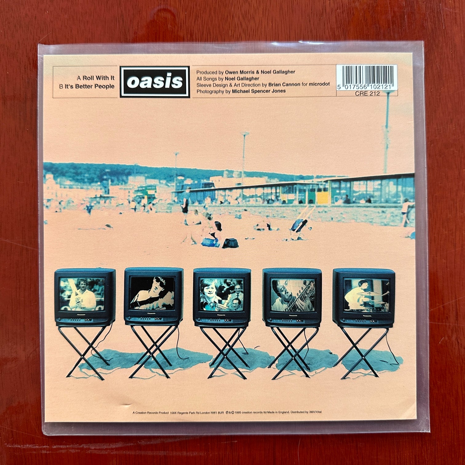 Oasis - UNPLAYED Roll With It - First Pressing - 7 Inch Vinyl