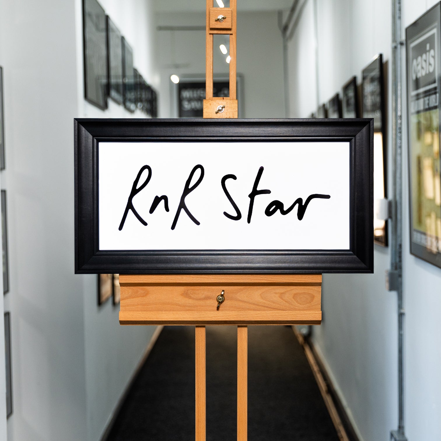 Oasis - R n R Star - Edition of 30 - New Item