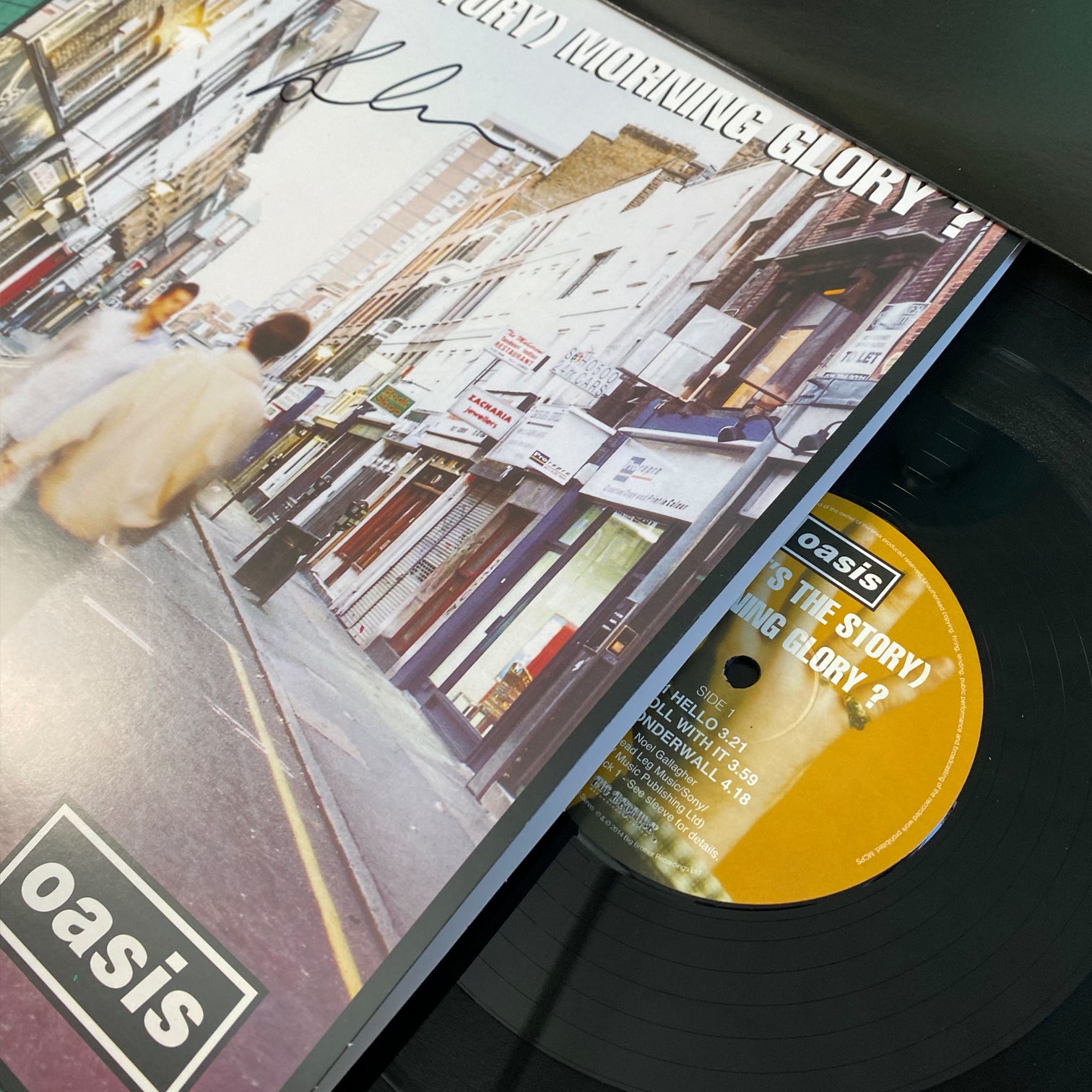 Oasis - Morning Glory - Unplayed Vinyl - Signed - New Item