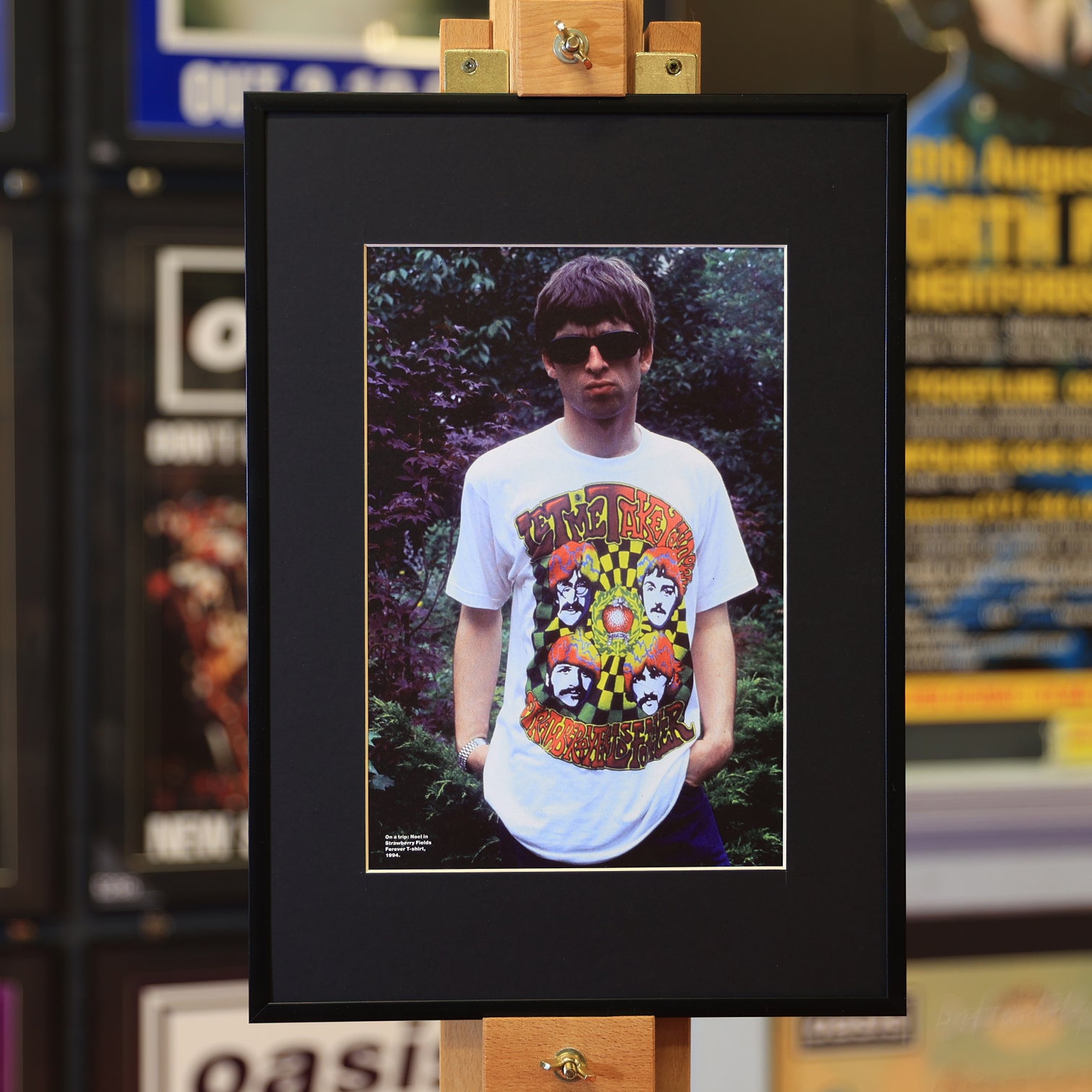 Oasis - Noel In Beatles T-Shirt 1994 New Item